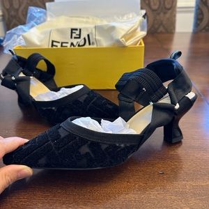 Kitten heels. US SIZE 8